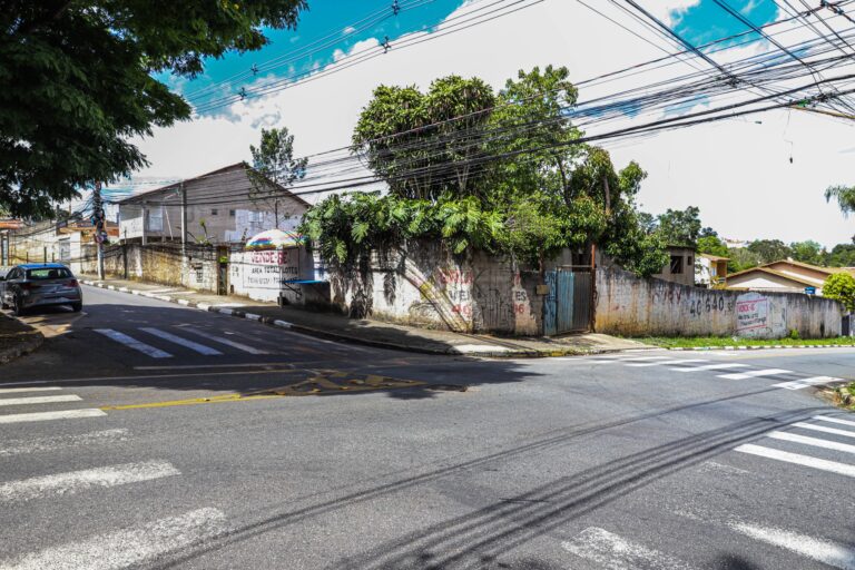 Interdição parcial na Rua Herman Telles Ribeiro em Ferraz de Vasconcelos para manutenção elétrica